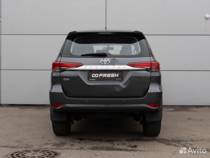 Toyota Fortuner 2.7 AT, 2022, 13 736 км