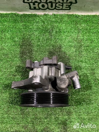 Насос гидроусилителя руля Mercedes-Benz E-Class