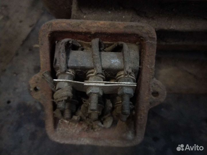 Циркулярный станок с фуганком