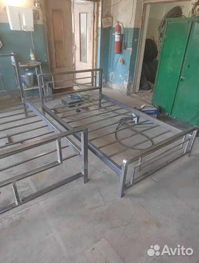 Крoвать новая 160х200