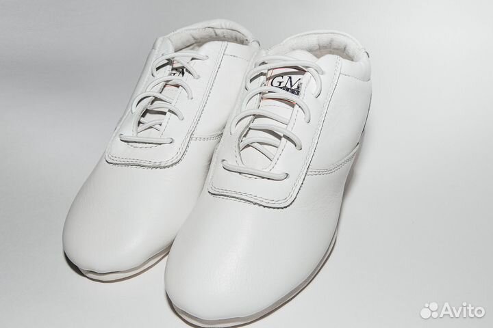 Кроссовки для спортивной аэробики и чирспорта