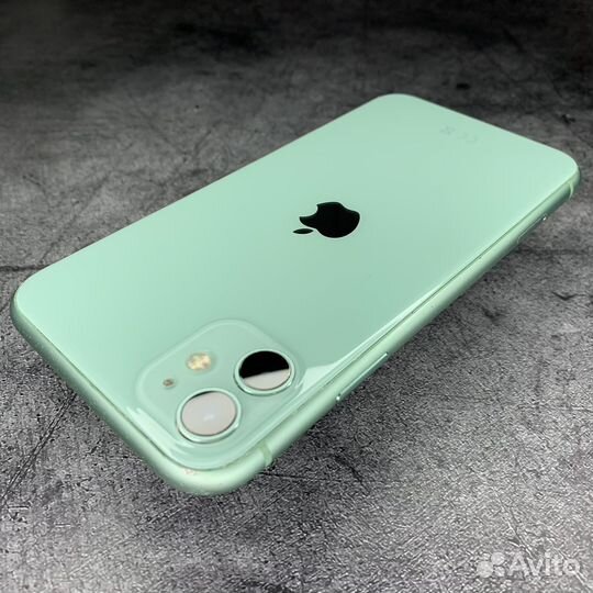 iPhone 11, 64 ГБ