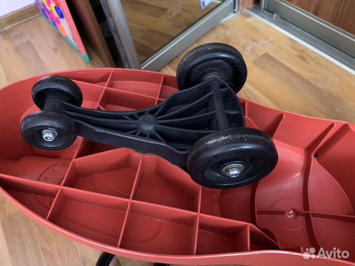 Машинка-каталка BibiCar