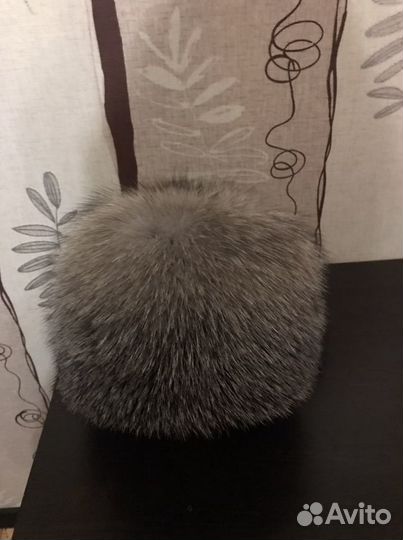 Шапка из чернобурки женская