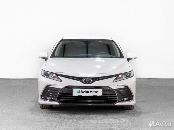 Toyota Camry 2.5 AT, 2023, 9 560 км