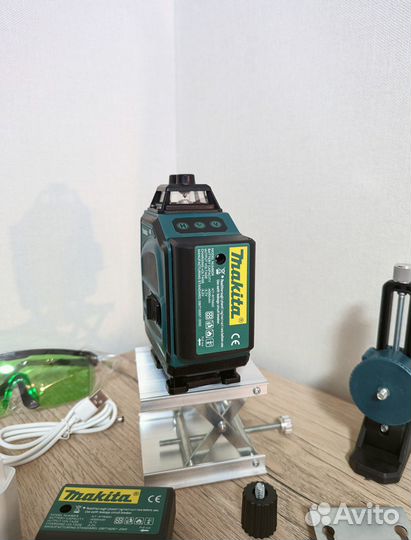 Лазерный уровень makita 16 лучей. 360 градусов