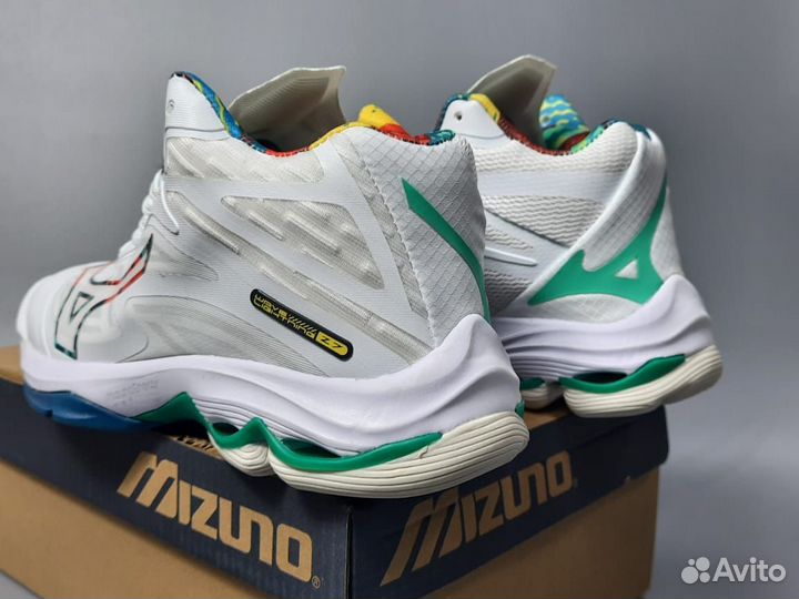 Кроссовки мужские волейбольные Mizuno