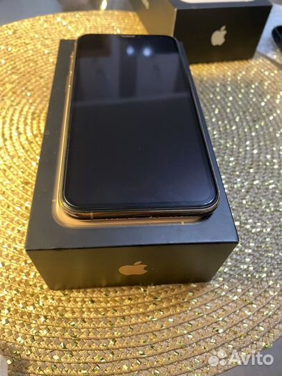 iPhone 11 Pro, 64 ГБ