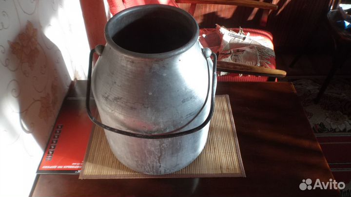 Молочный бидон от доильного аппарата