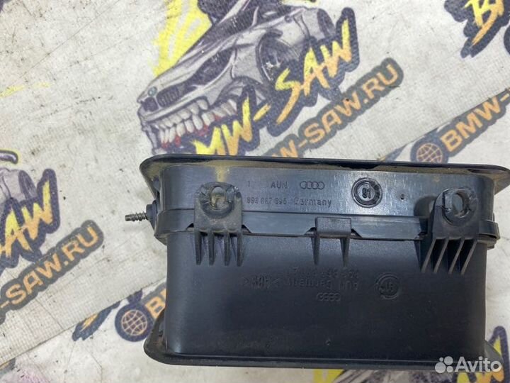 Накладка задняя левая Audi 80 B3 AAD 1991