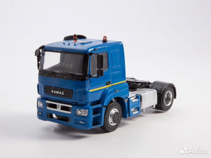 1:43 Масштабная модель камаз-5490-S5 седельный тяг
