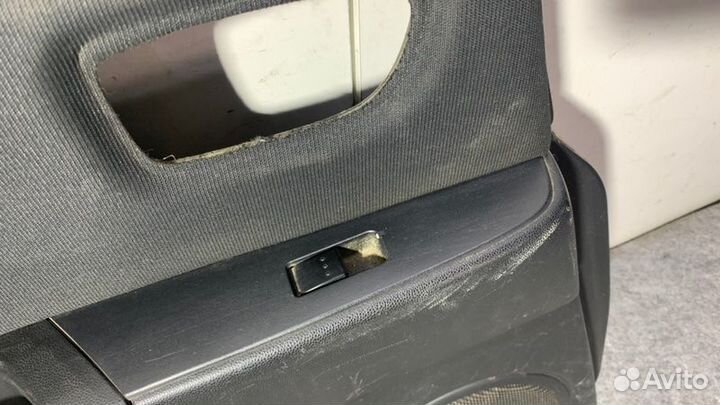 Обшивка двери задняя левая Mazda 3 BK