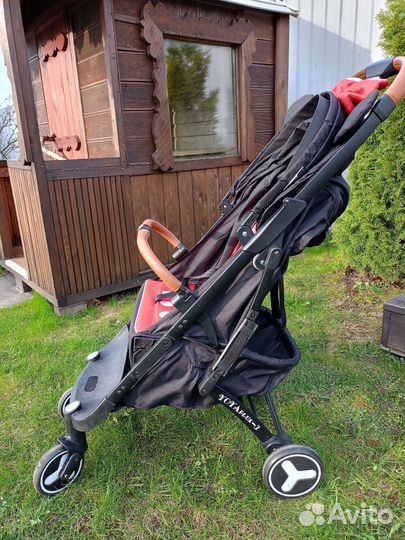 Коляска yoga с Минни Маус