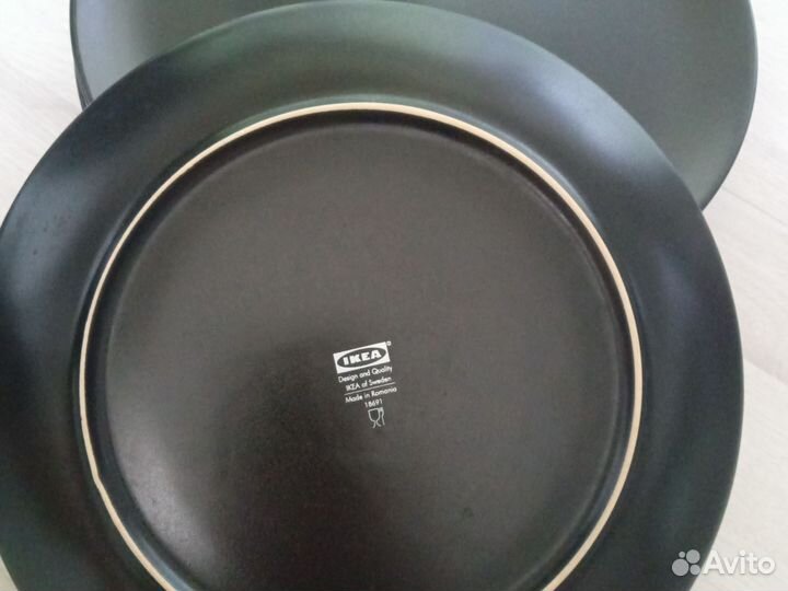 Тарелки IKEA черные