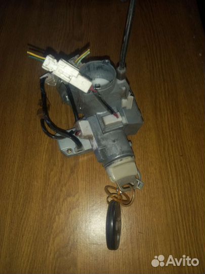 Замок зажигания Nissan March K12