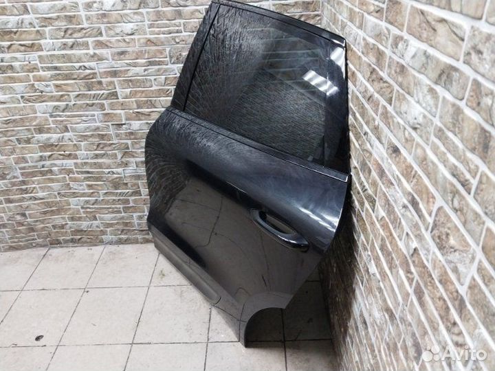 Дверь задняя левая Porsche Macan
