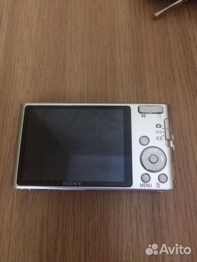 Цифровой фотоаппарат sony