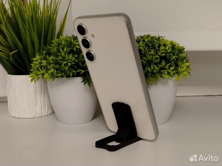 Samsung Galaxy S23 FE, 8/128 ГБ