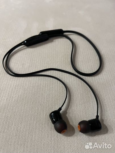 Беспроводные наушники JBL Tune 190bt