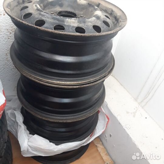 Диски штампы R15 на Сeed