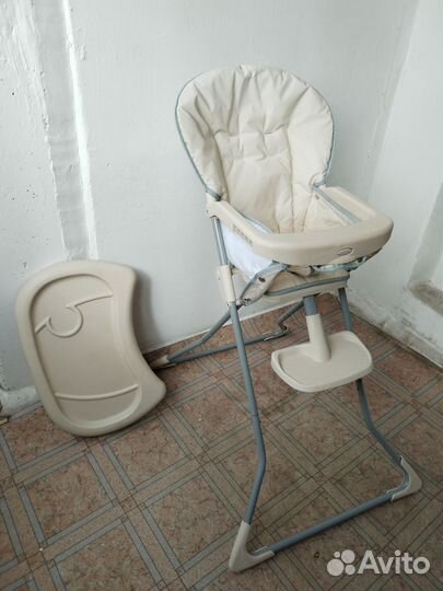 Стульчик для кормления