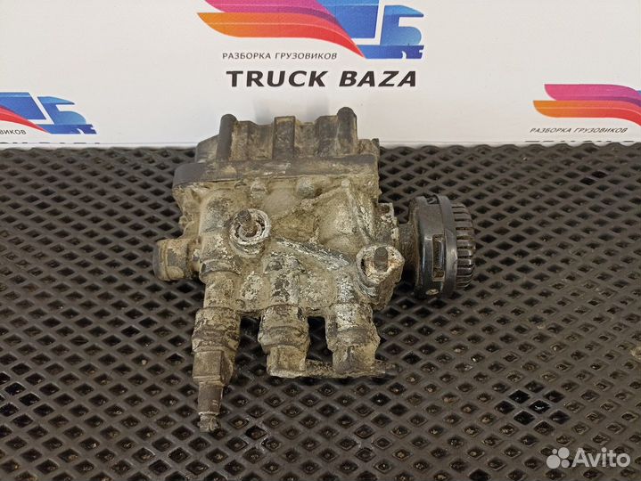 81259026238 Кран уровня пола главный