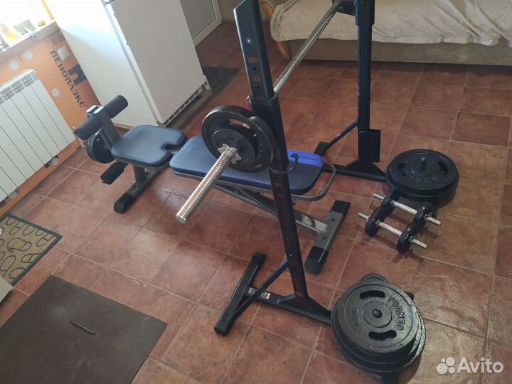 Скамья для жима со стойками и штангой бу