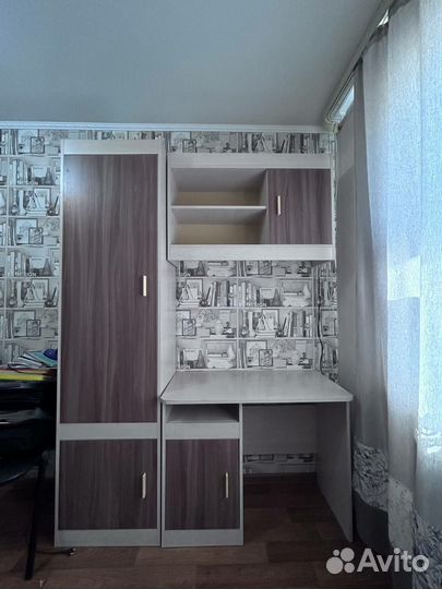 Школьный уголок