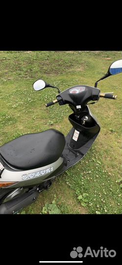 Suzuki adress V50