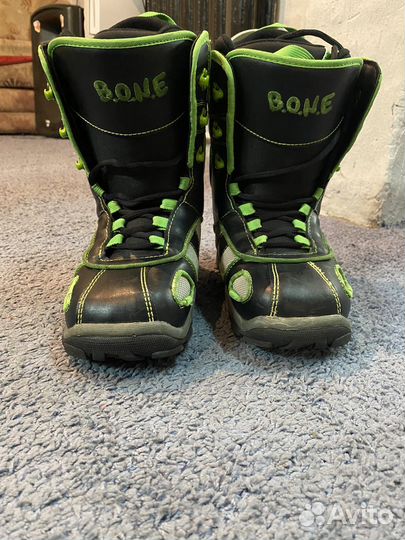 Женские ботинки для сноуборда 38 размера Bone