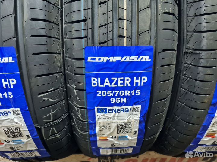 Compasal BLAZER HP 205/70 R15 96H