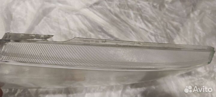 Skoda octavia tour стекло фары левой