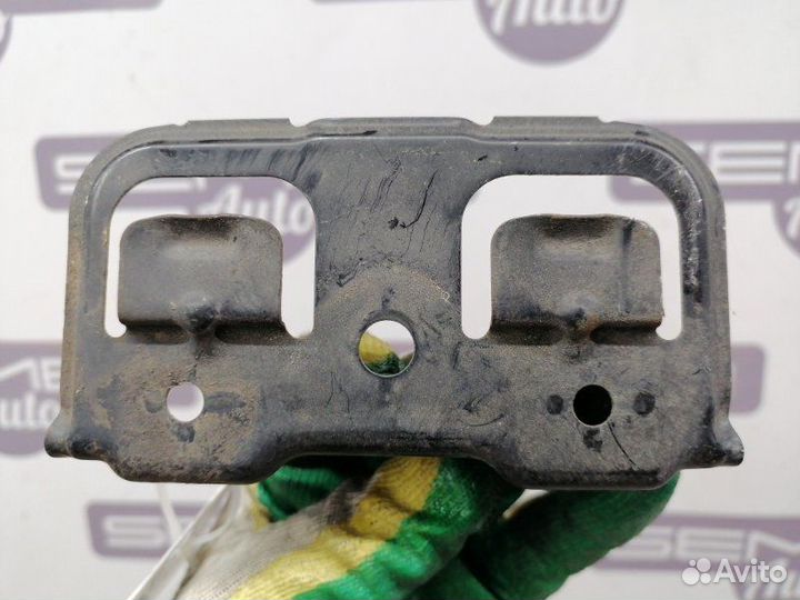 Кронштейн фонаря задний Honda Civic FD1 FD3 FD7