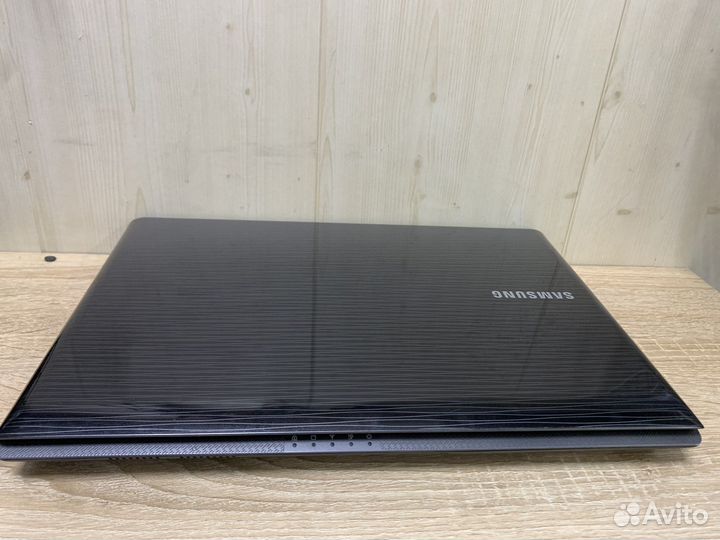 Ноутбук Samsung R425 Серебристый 14