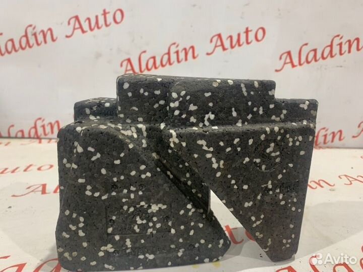 Абсорбер бампера Ford Focus 3 1.6 2013