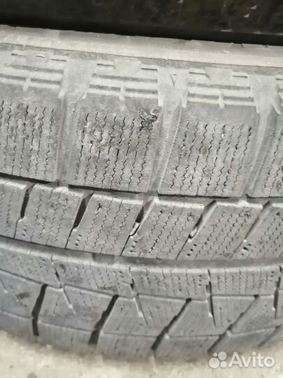 Bridgestone Blizzak Revo GZ 215/60 R16