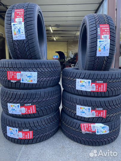 iLink SnowGripper I 225/45 R17 и 225/45 R17 95V