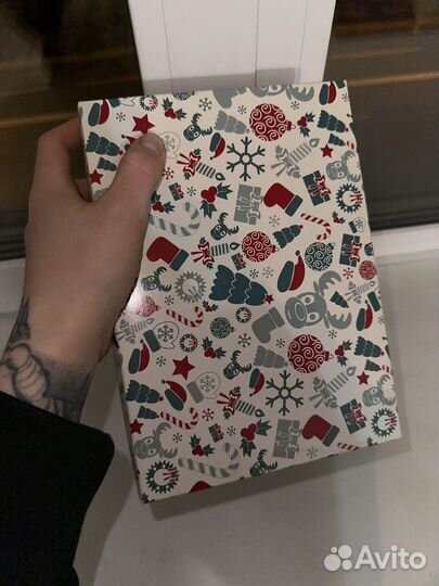 Коробка подарочная на нг с наполнителем