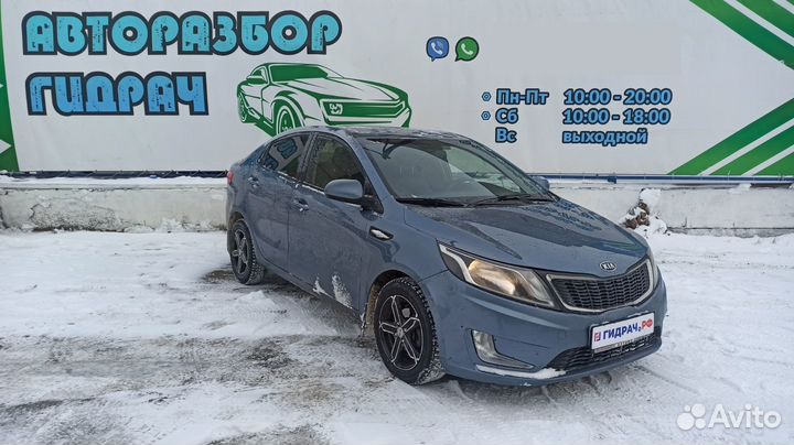 Бардачок Kia Rio 3 845104X000WK