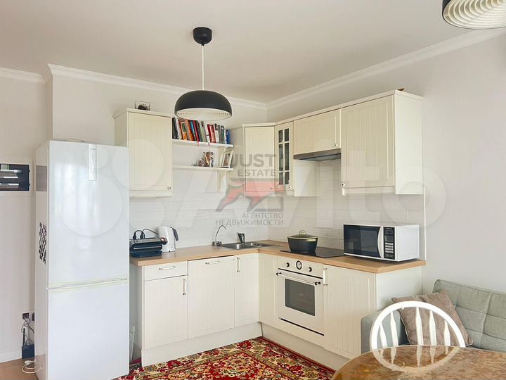 2-к. квартира, 69,6 м², 8/10 эт.