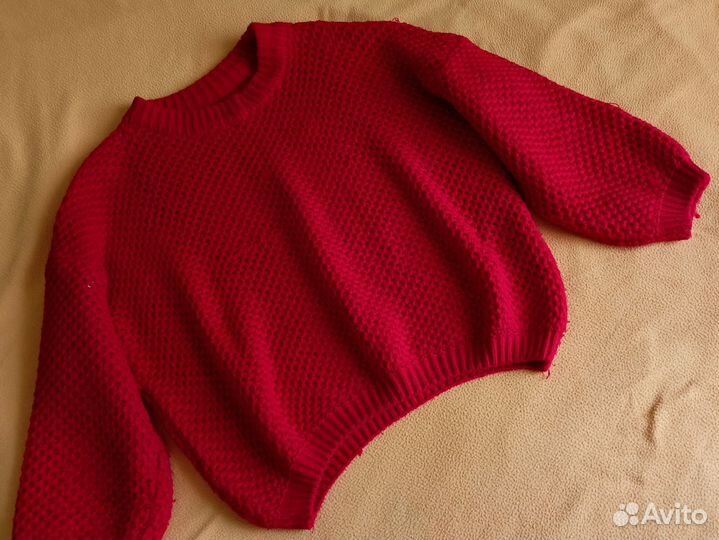 Свитер женский красный 40-42