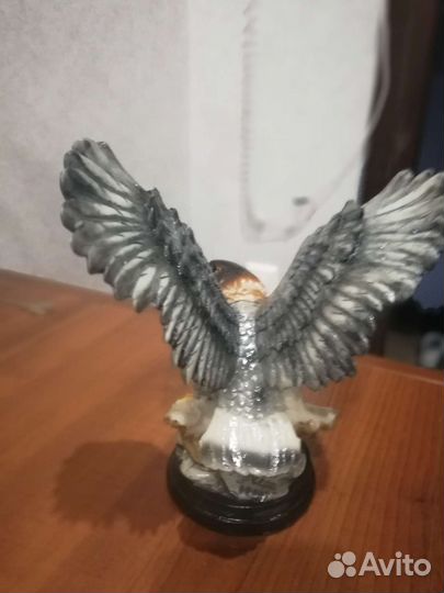 Статуэтка 