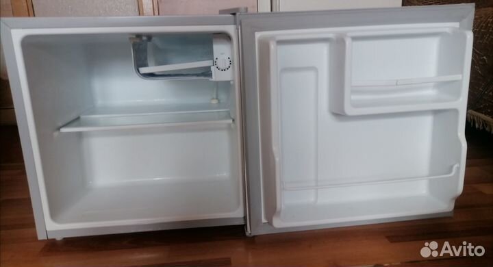 Холодильник бу маленький