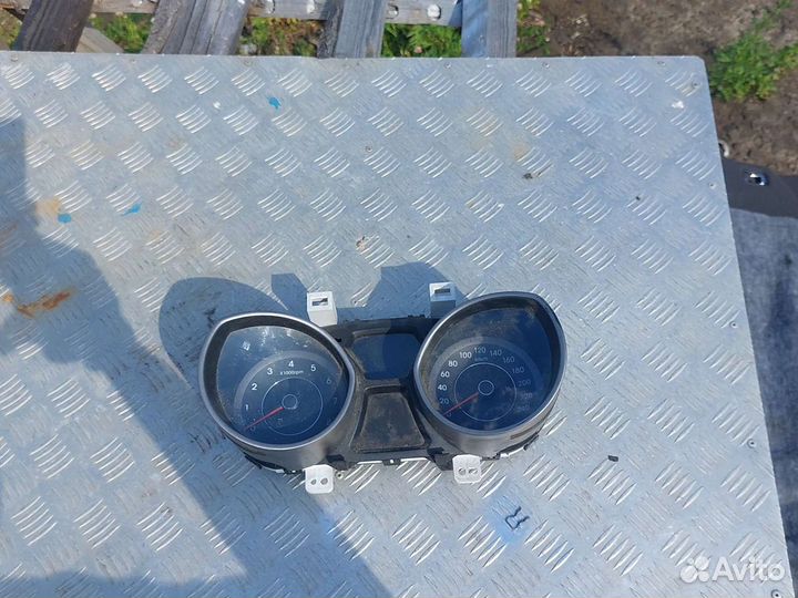 Панель приборов Хендай Элантра 5 MD