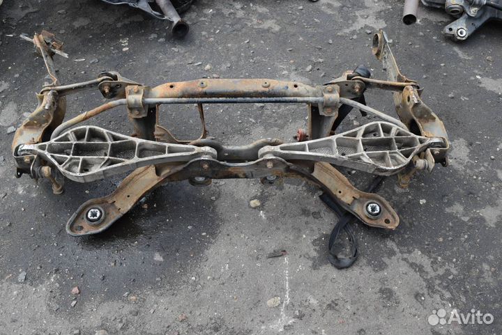 Балка задняя Volvo XC70 3 2010