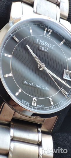 Женские швейцарские часы Tissot Titanium 32мм