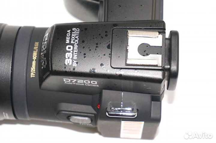 2027268934 видеокамера (камкодер)