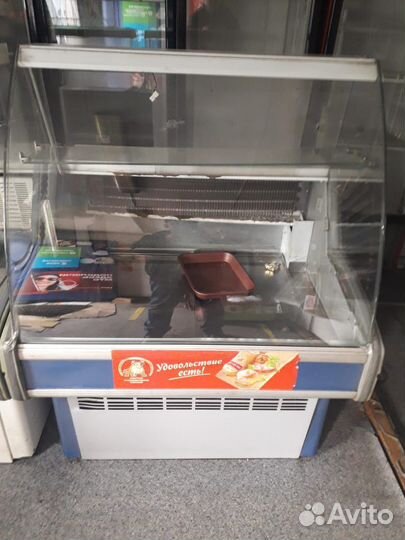 Холодильная витрина