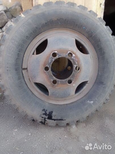 Шины8.25 R20