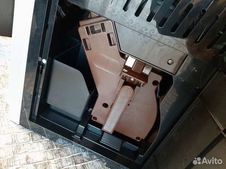 Продам кофемашину Polaris с итальянской помпой